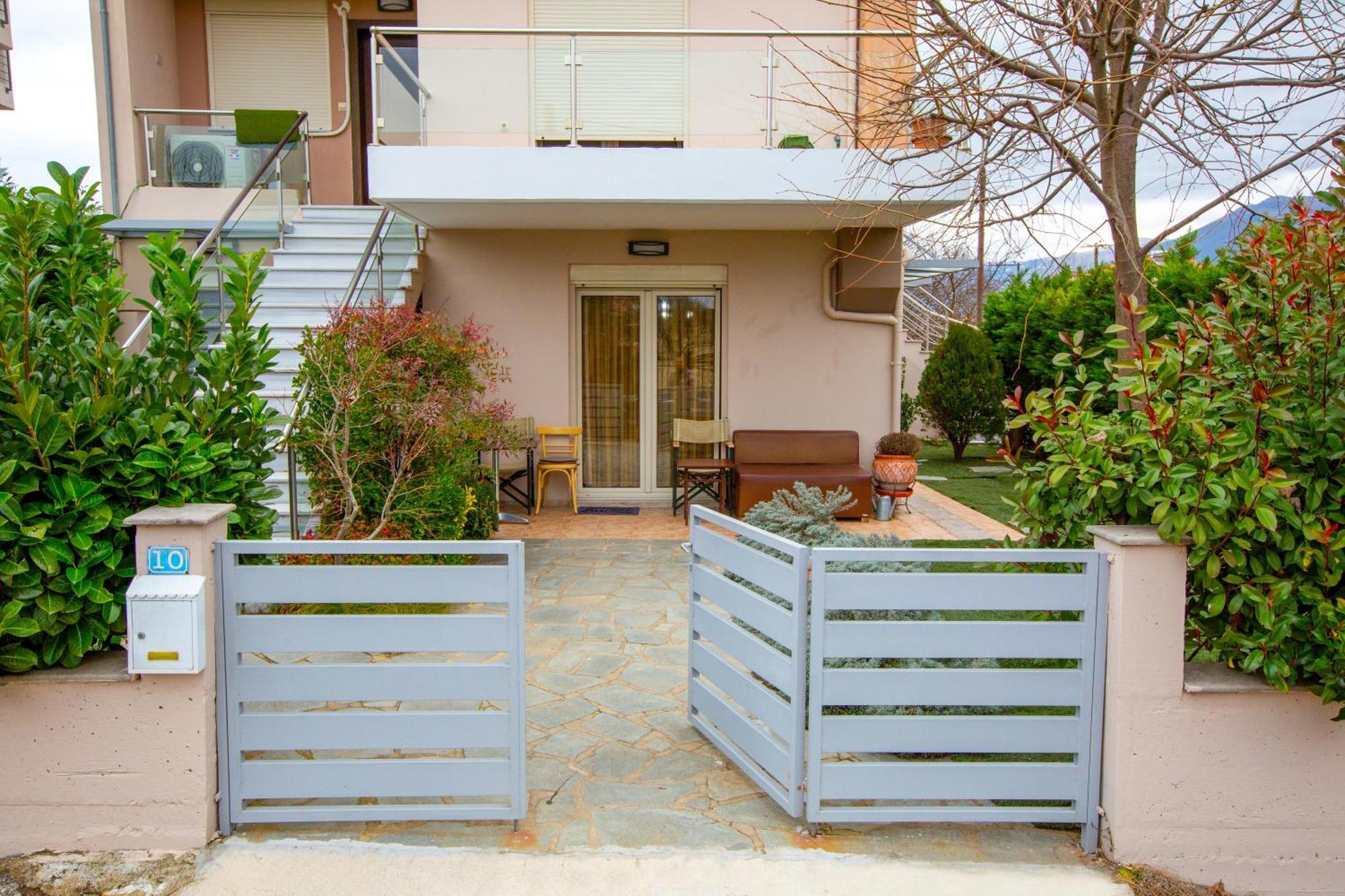 Chris Cozy Apartment Ioannina Exterior foto
